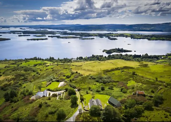 8 Clos Na Feirme Three Bedroom House With Hot Tub